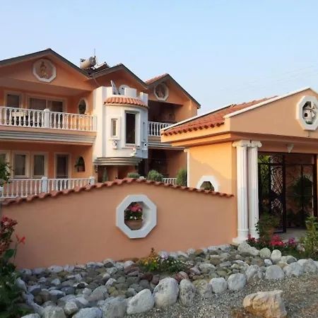 Holiday For Rent In Lycian Coast Of Turkey Dylan 1002 * Dalyan